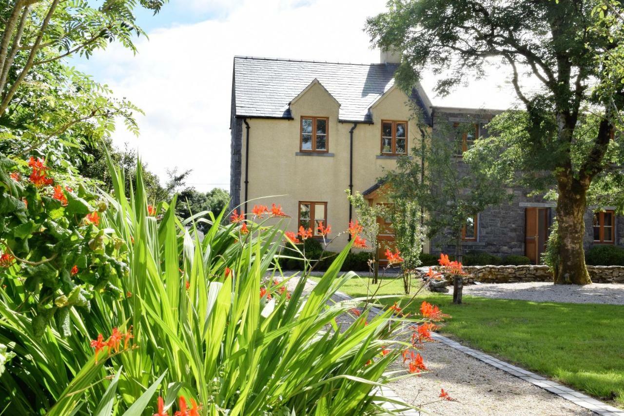 Burren Court Lodge Ballyvaughan Exterior foto