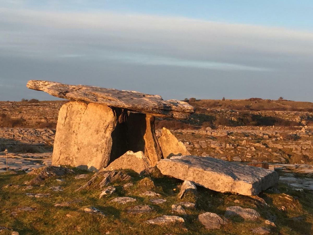 Burren Court Lodge Ballyvaughan Exterior foto